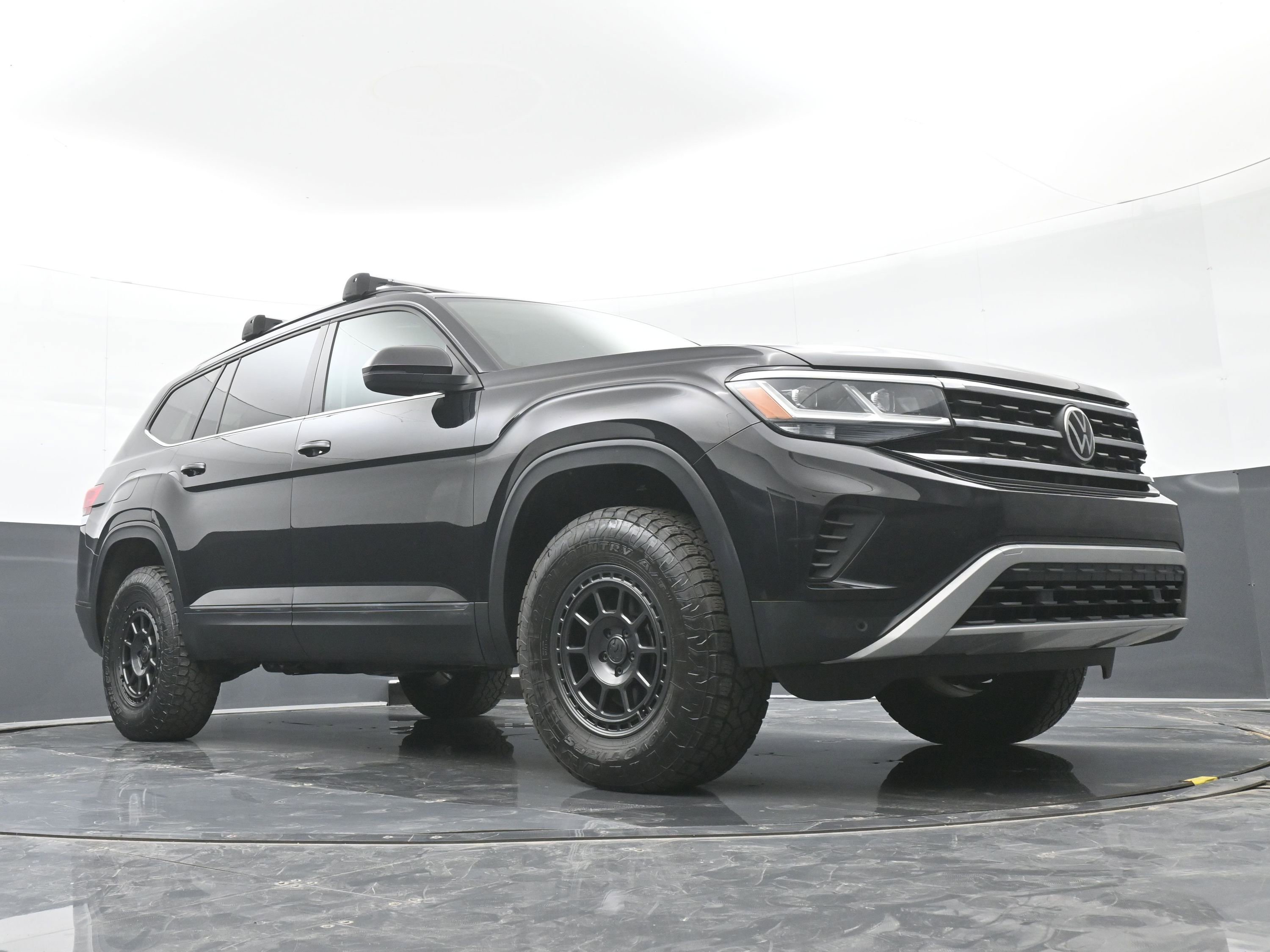 Used 2021 Volkswagen Atlas SE w/ Panoramic Sunroof Package AWD/4WD image 43