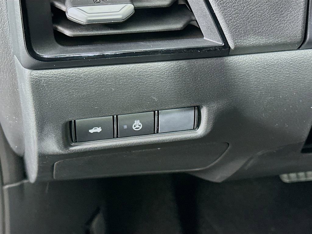 New 2026 Nissan Sentra SV w/ SV Convenience Package image 15