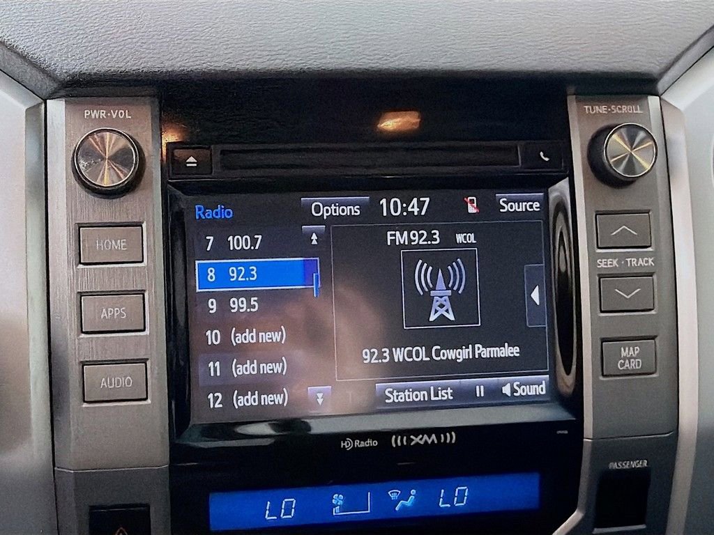 Used 2016 Toyota Tundra Limited image 33