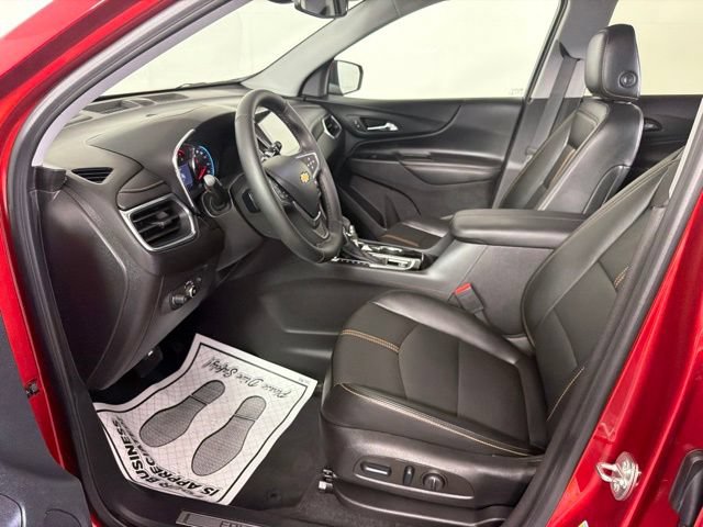 Used 2023 Chevrolet Equinox Premier AWD/4WD image 21