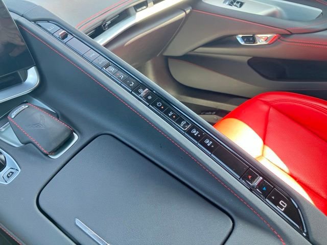 Used 2025 Chevrolet Corvette Stingray Coupe w/ 1LT RWD image 29
