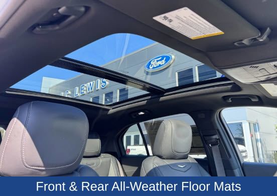 Used 2024 Cadillac XT4 Premium Luxury image 24