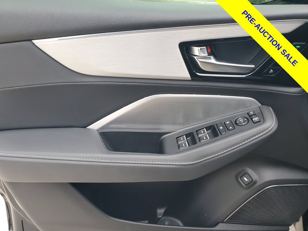 Used 2025 Acura MDX w/ Technology Package FWD image 20