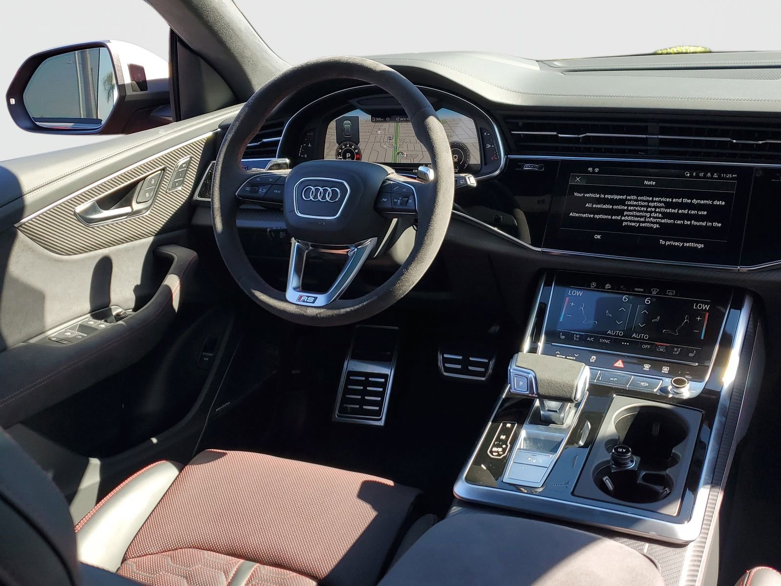 New 2025 Audi RS Q8 performance image 12
