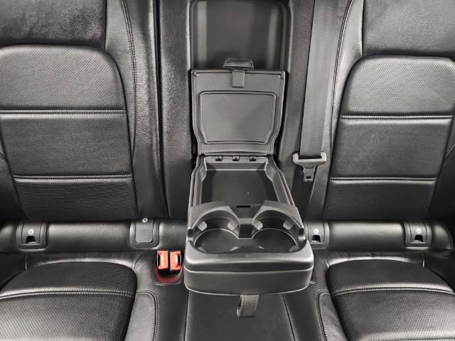 Used 2020 Jaguar E-PACE SE image 35