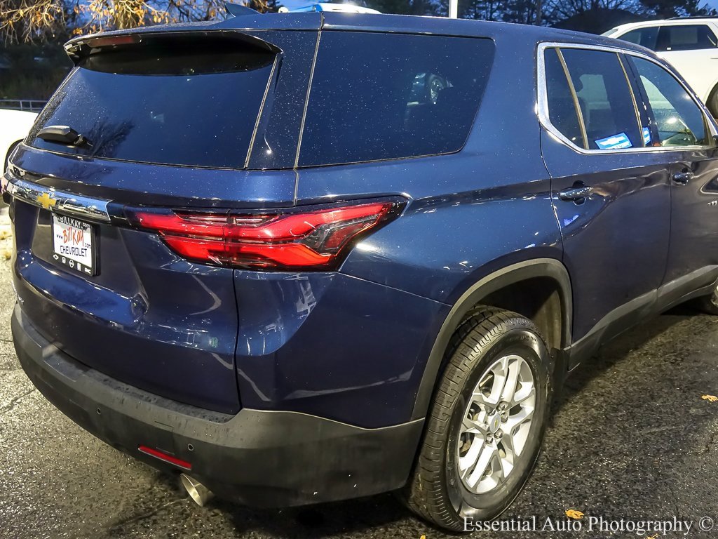 Used 2023 Chevrolet Traverse LS w/ Safety Package image 11