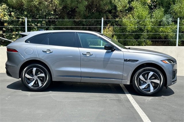 New 2026 Jaguar F-PACE R-Dynamic S image 6