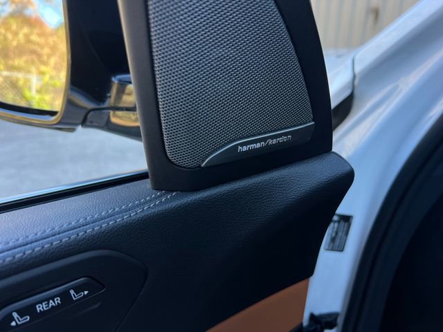 Used 2019 BMW X7 xDrive40i w/ Premium Package image 12