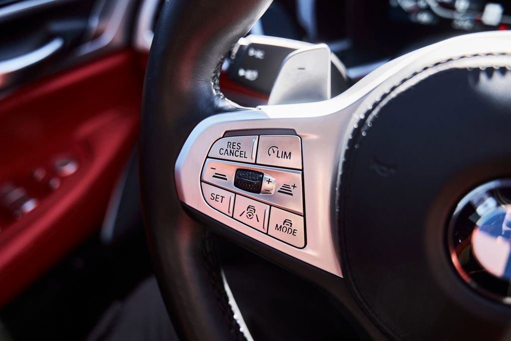 Used 2022 BMW M760i xDrive w/ Luxury Rear Seating Package image 64