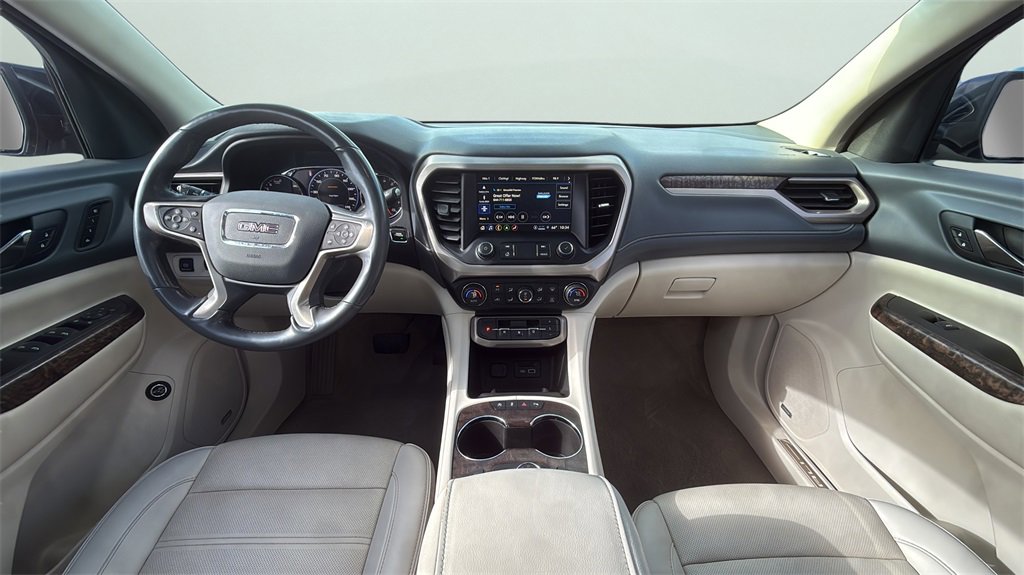 Used 2021 GMC Acadia Denali w/ Denali Technology Package image 13
