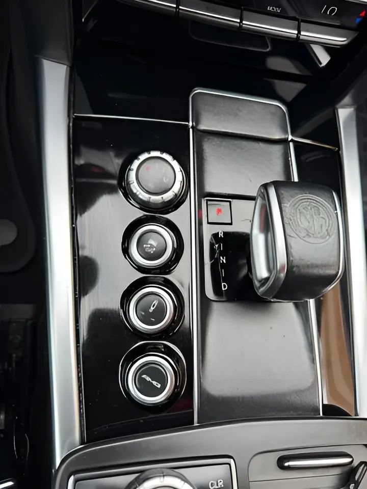Used 2014 Mercedes-Benz E 63 AMG S-Model image 32