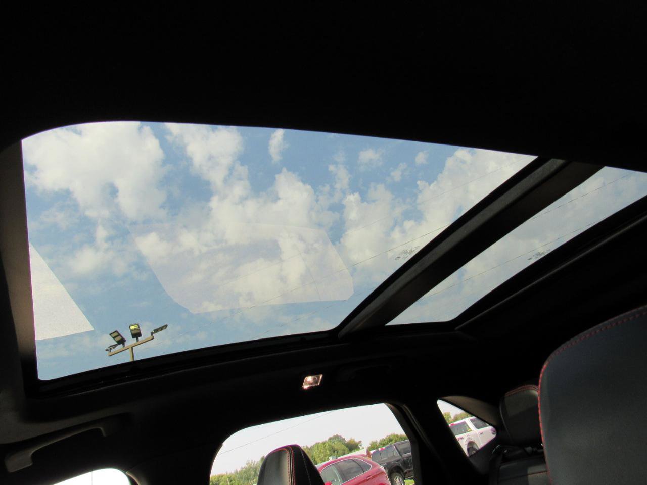 Used 2023 Ford Escape ST-Line w/ Tech Pack #1 AWD/4WD image 27