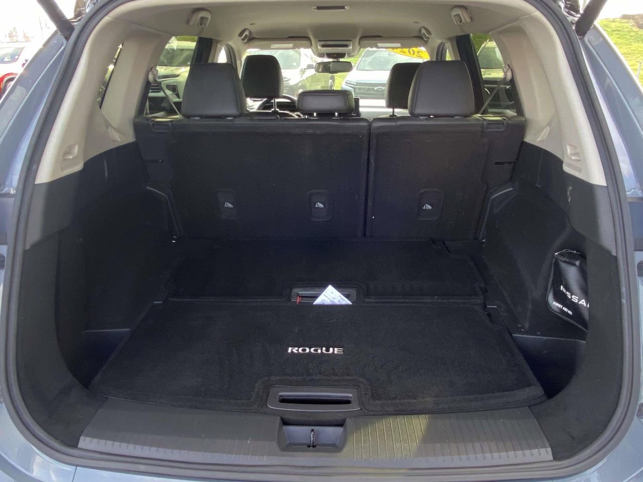 Used 2024 Nissan Rogue SL image 8