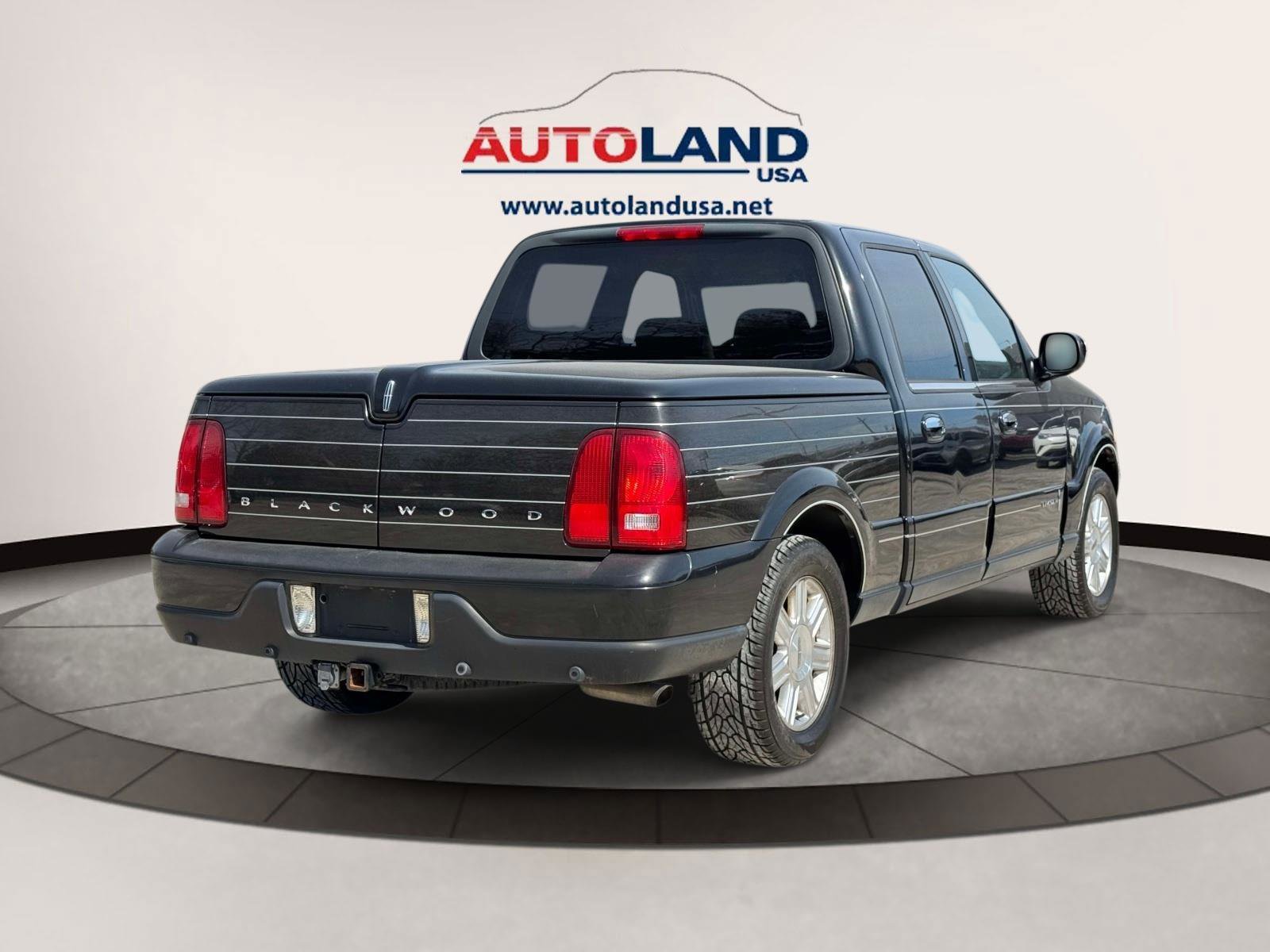 Used 2002 Lincoln Blackwood image 4
