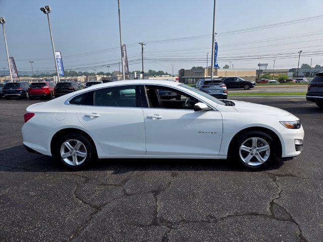 Used 2023 Chevrolet Malibu LS w/ Driver Confidence Package FWD image 9