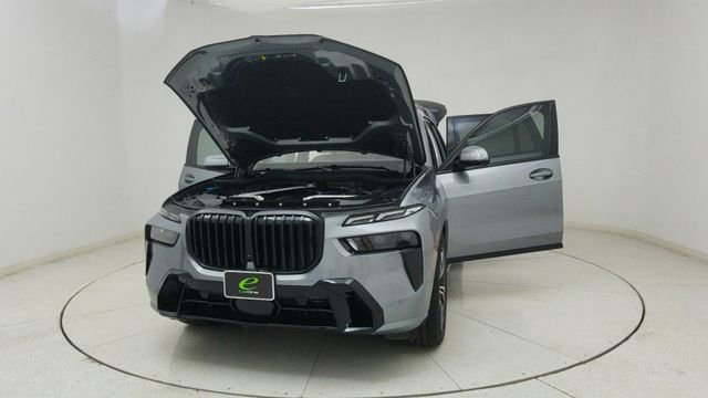 Used 2026 BMW X7 xDrive40i image 32