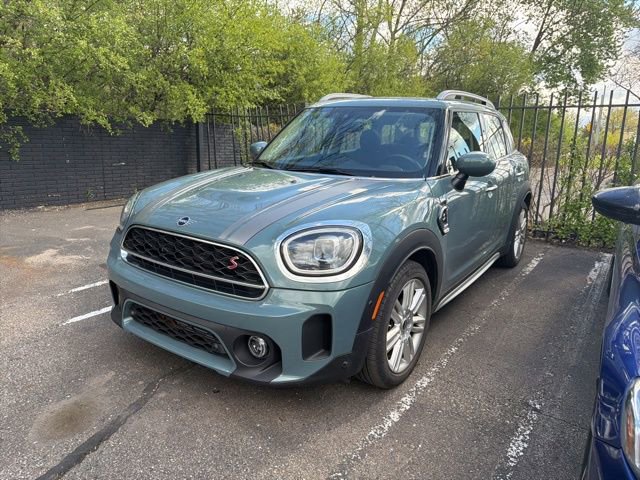 Used 2024 MINI Cooper Countryman S FWD image 1