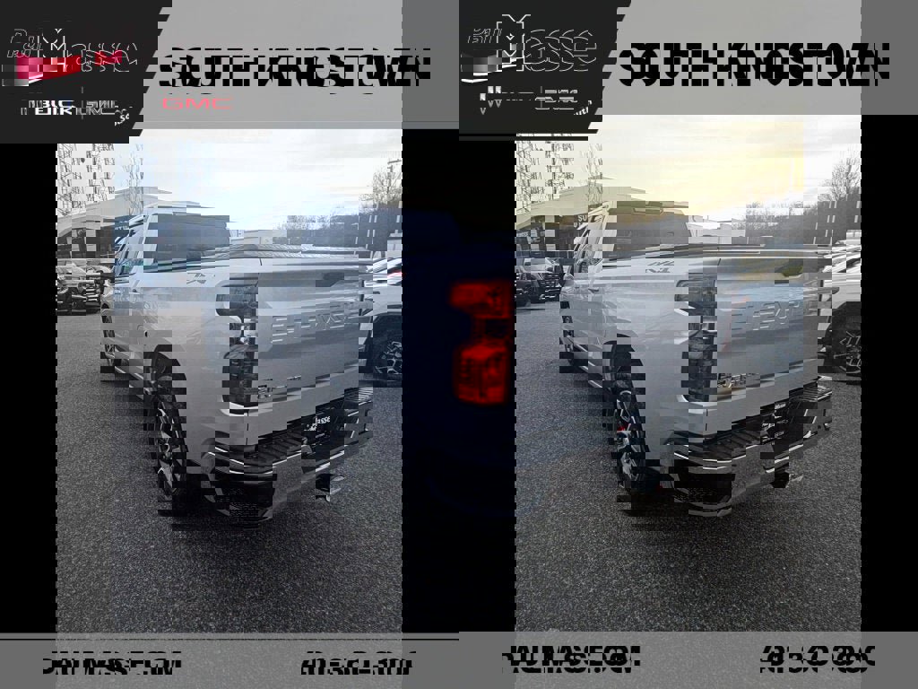 Used 2022 Chevrolet Silverado 1500 LT image 4