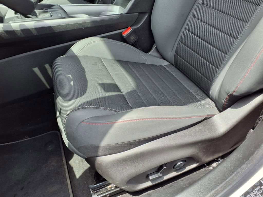 Used 2024 Dodge Hornet R/T image 16