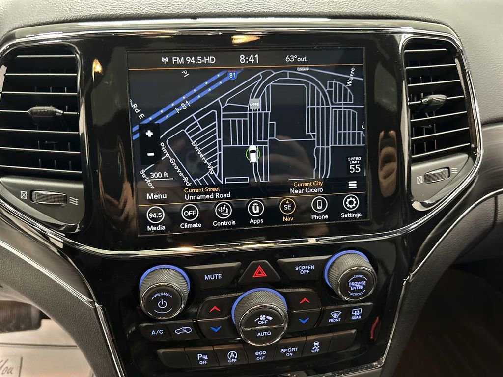 Certified 2021 Jeep Grand Cherokee Limited w/ Trailer Tow Group IV image 16