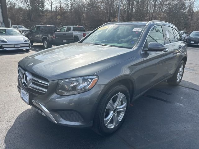Used 2018 Mercedes-Benz GLC 300 4MATIC w/ Multimedia Package image 3