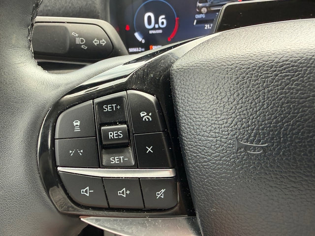 Used 2025 Ford Explorer Platinum AWD/4WD image 13