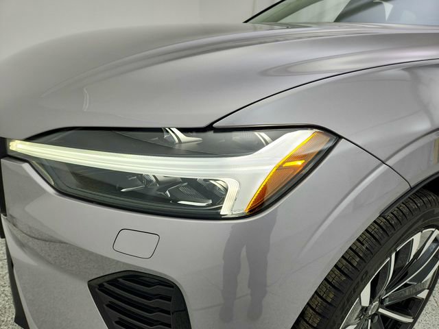 New 2026 Volvo XC60 B5 Ultra w/ Climate Package image 26