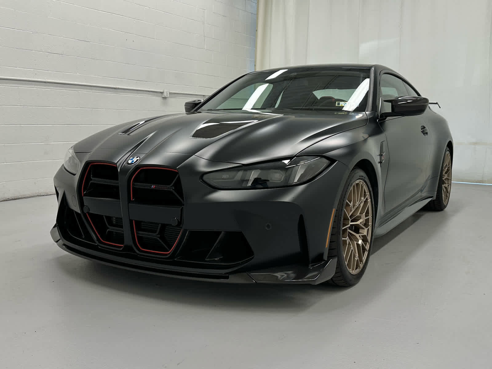 Used 2025 BMW M4 CS AWD/4WD image 4