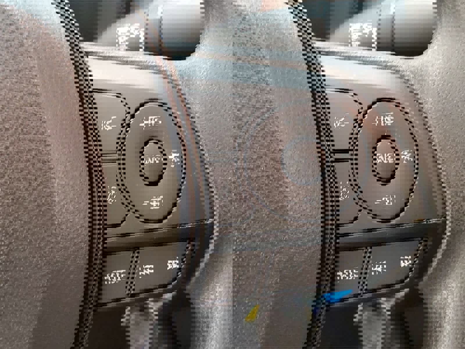 Used 2020 Toyota Corolla LE image 10