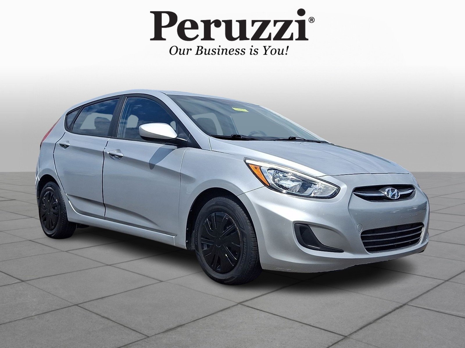 Used 2015 Hyundai Accent GS FWD image 1