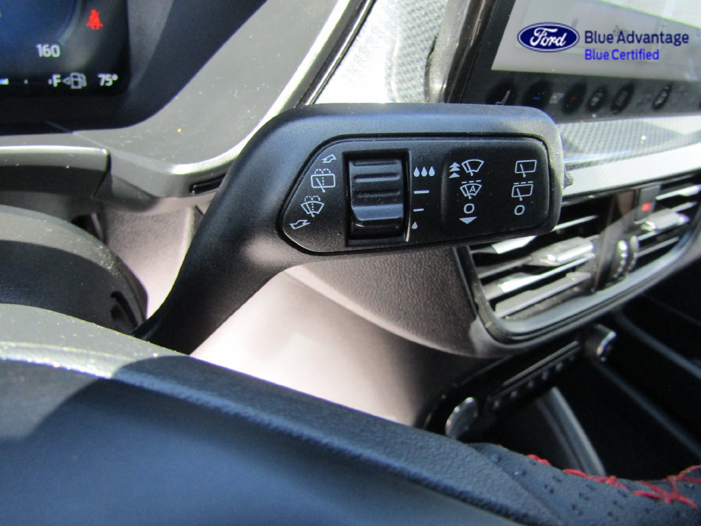 Used 2023 Ford Escape ST-Line Elite w/ Premium Technology Package AWD/4WD image 35