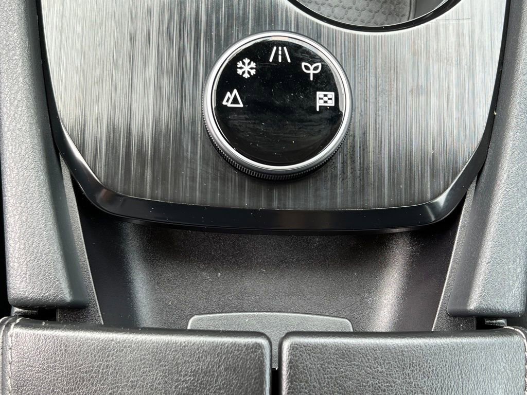 Certified 2022 Nissan Rogue SV w/ SV Premium Package image 24