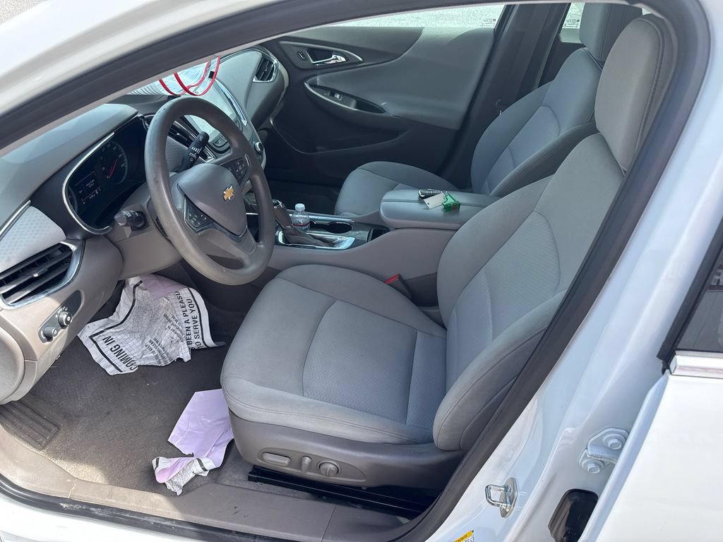 Used 2019 Chevrolet Malibu LT w/ Driver Confidence Package II FWD image 10