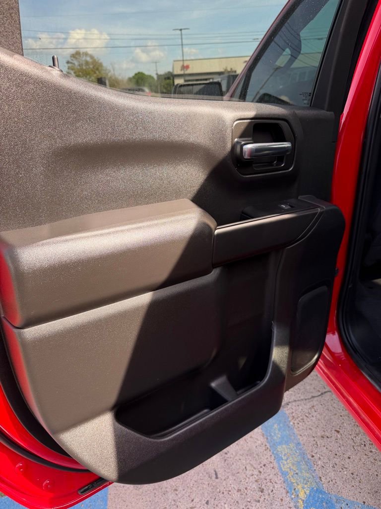 Used 2022 Chevrolet Silverado 1500 Custom w/ LPO, Dark Essentials Package image 7