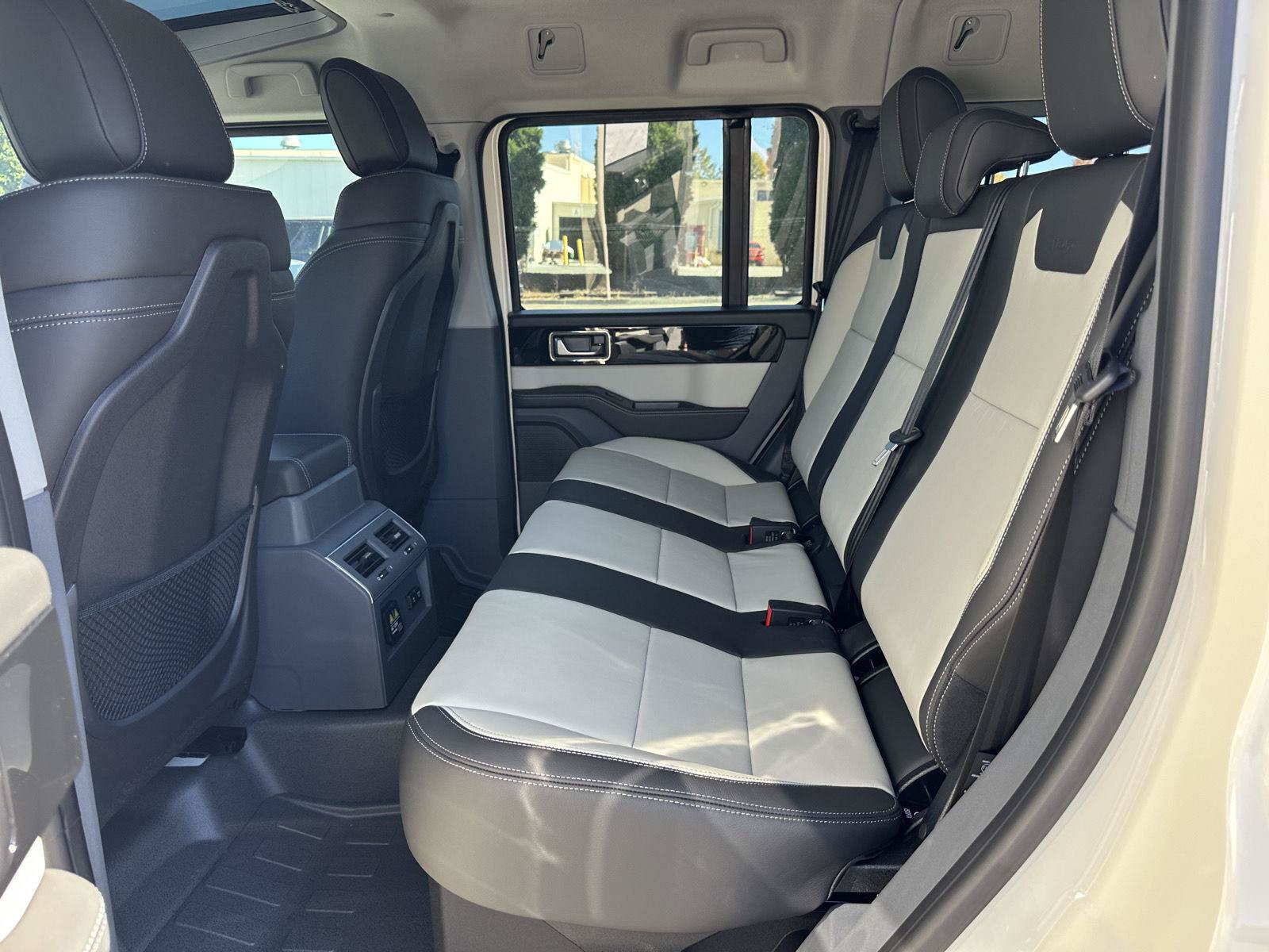 New 2026 INEOS Grenadier Station Wagon AWD/4WD image 21