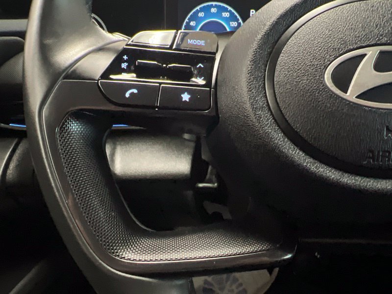 Used 2025 Hyundai Elantra SEL FWD image 20