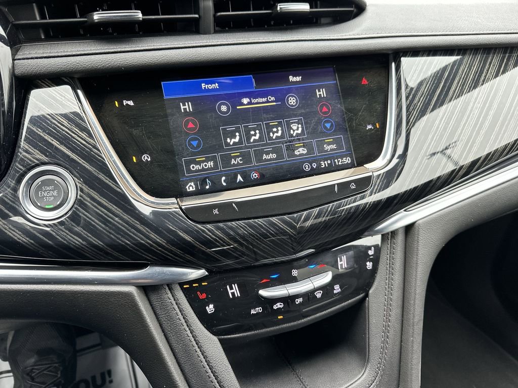 Used 2025 Cadillac XT6 Premium Luxury FWD image 19