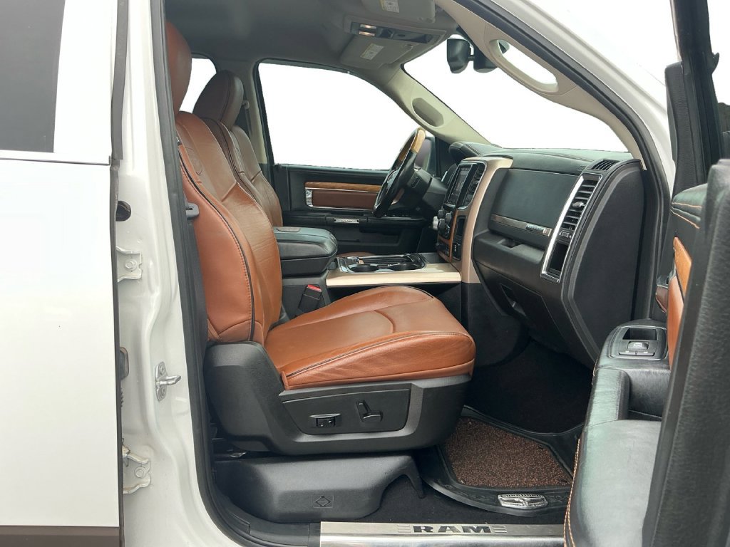 Used 2018 RAM 1500 Laramie Longhorn AWD/4WD image 22