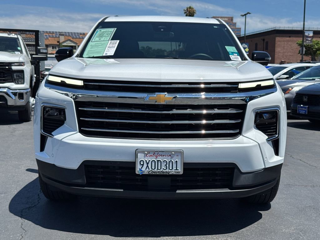 Used 2025 Chevrolet Traverse LT w/ Enhanced Driving Package FWD image 5