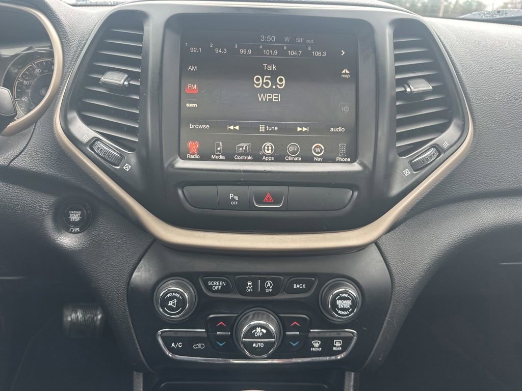 Used 2017 Jeep Cherokee Limited w/ Trailer Tow Group AWD/4WD image 22
