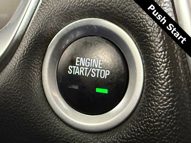 Used 2023 Chevrolet Traverse RS image 23