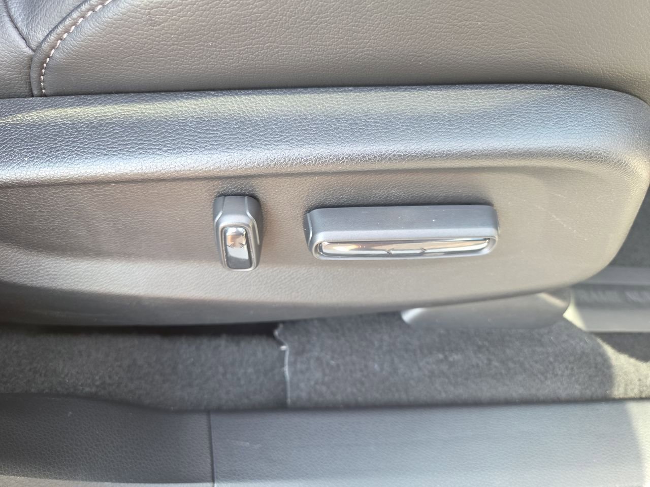 Used 2022 Honda CR-V Touring image 20