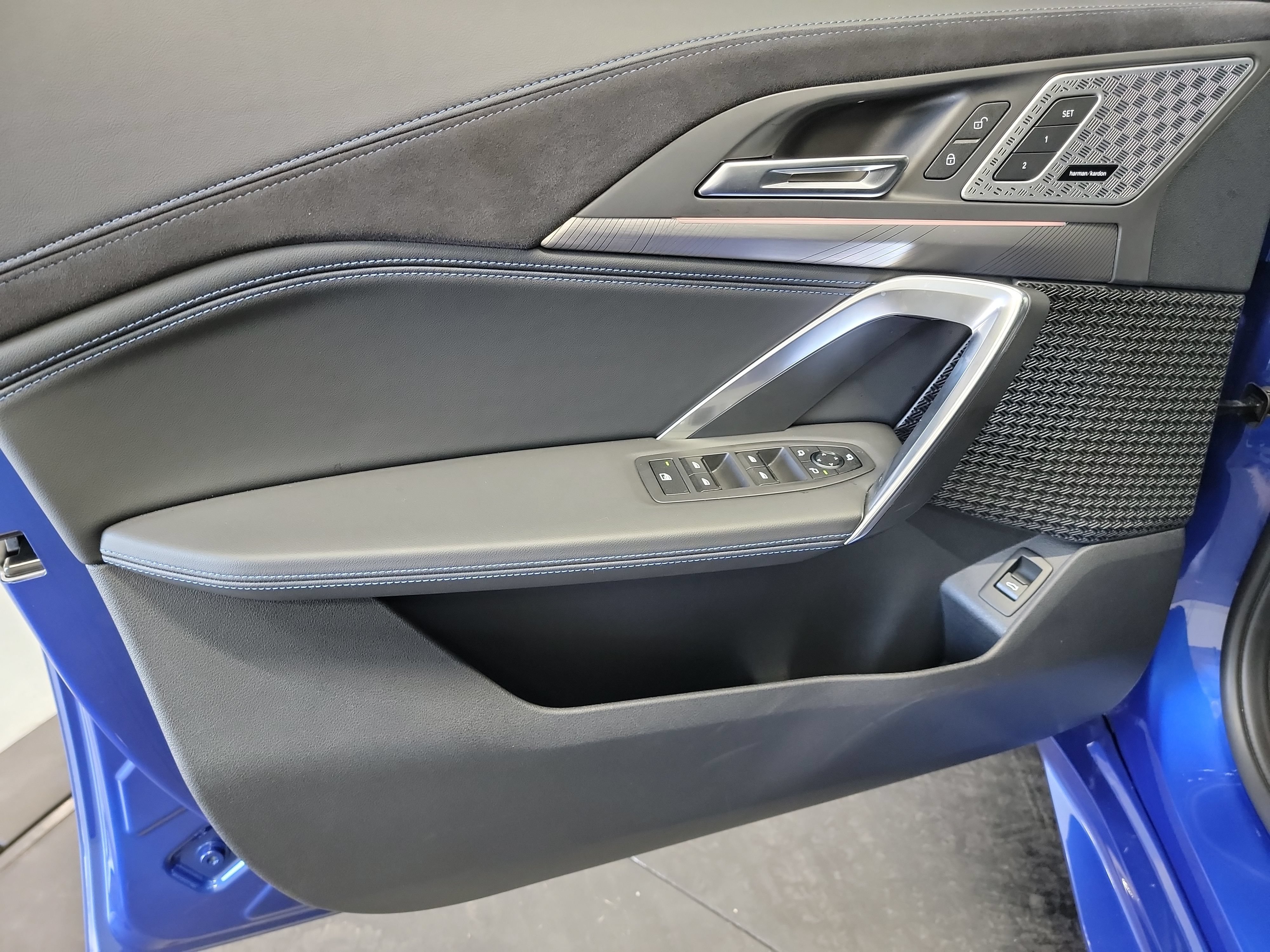Used 2025 BMW X2 M35i w/ Premium Package AWD/4WD image 13