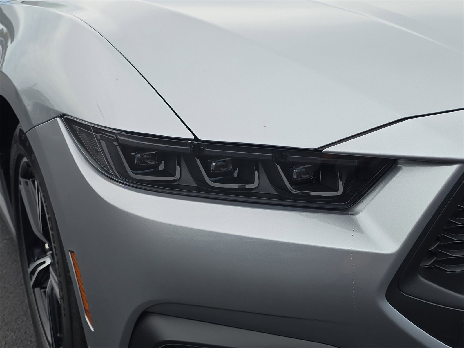 New 2025 Ford Mustang EcoBoost image 7