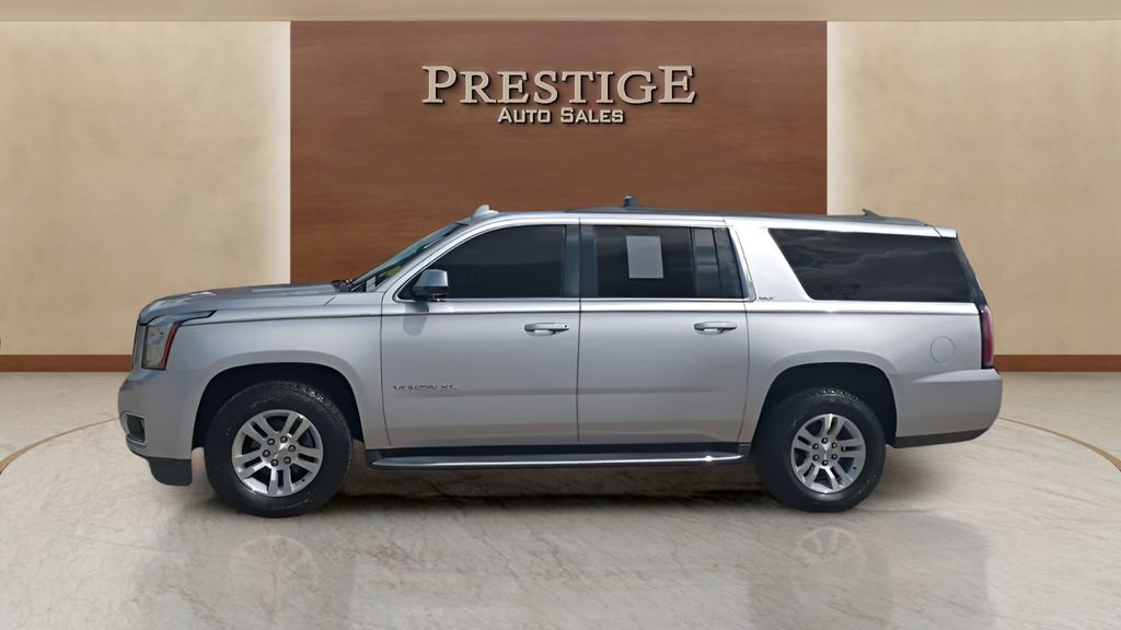 Used 2018 GMC Yukon XL SLT w/ Open Road Package AWD/4WD image 2