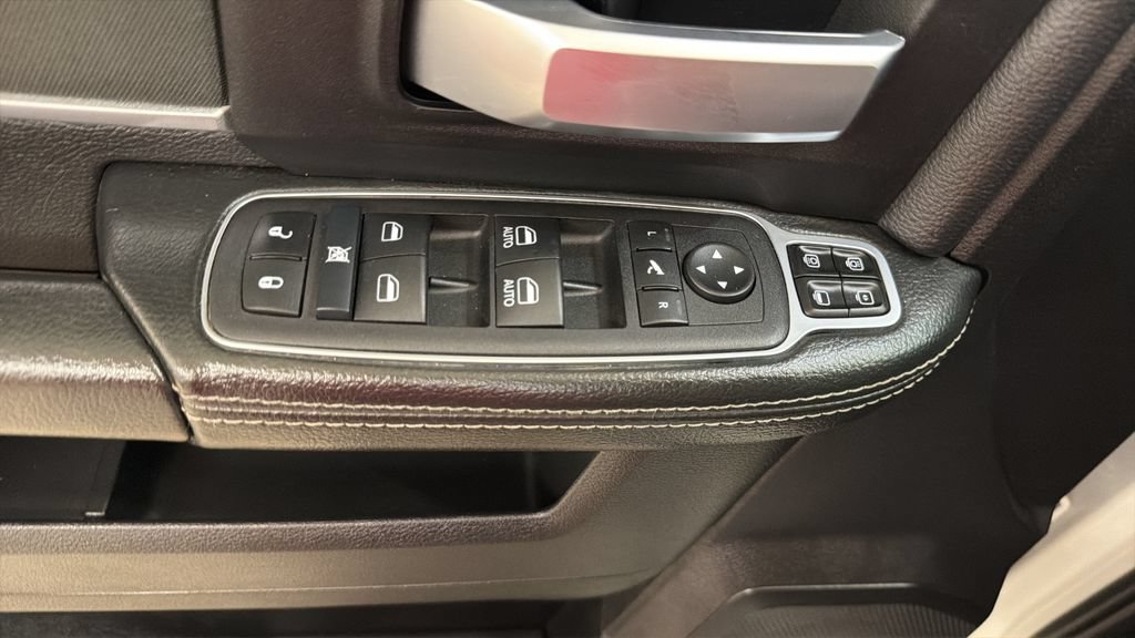 Used 2024 RAM 2500 Big Horn AWD/4WD image 15