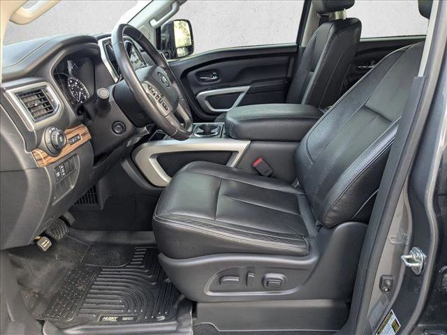 Used 2020 Nissan Titan SL w/ Moonroof Package image 15