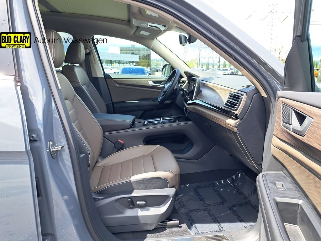 New 2026 Volkswagen Atlas SEL AWD/4WD image 17