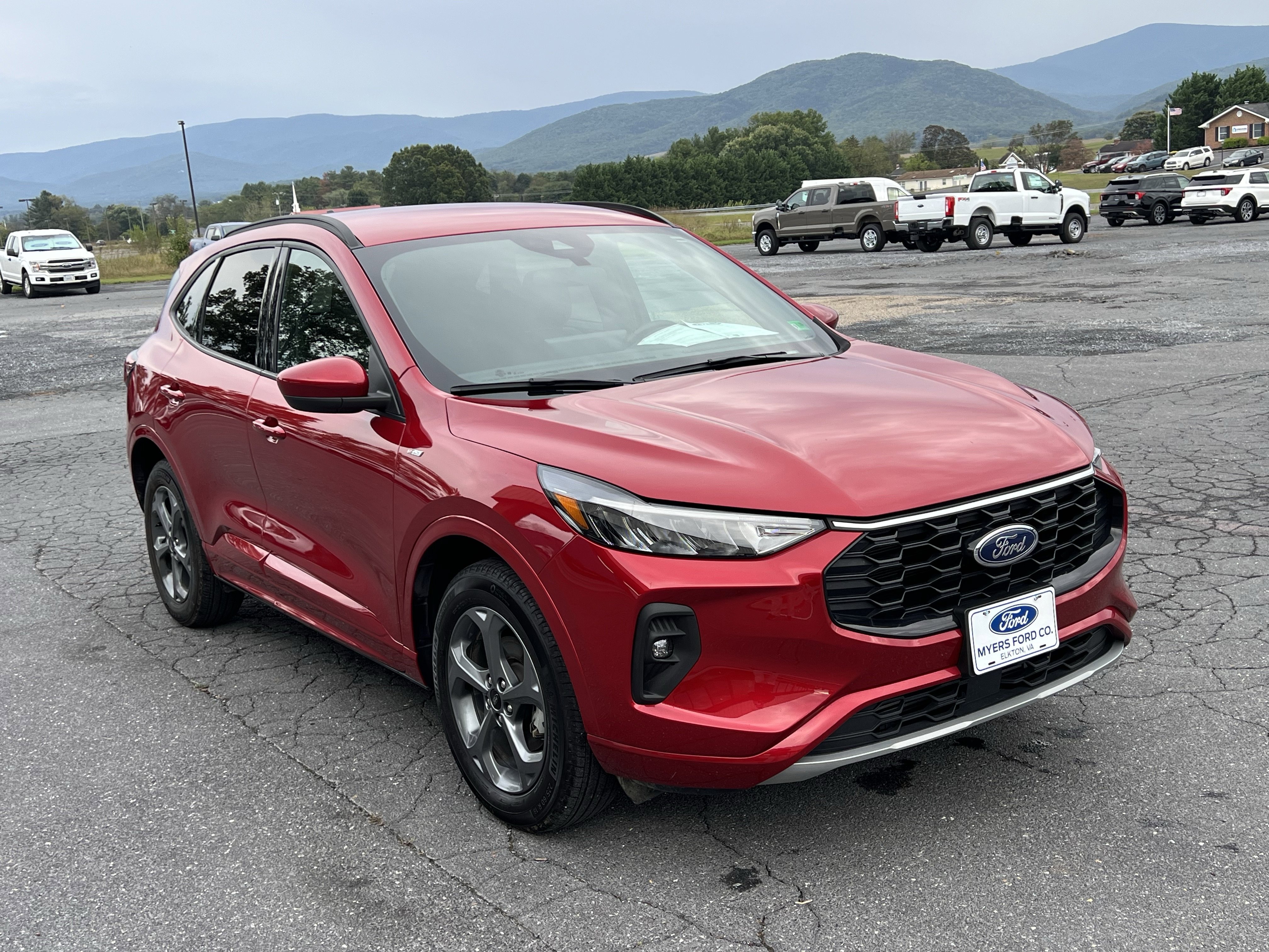 Used 2023 Ford Escape ST-Line Select w/ Tech Pack #1 image 4