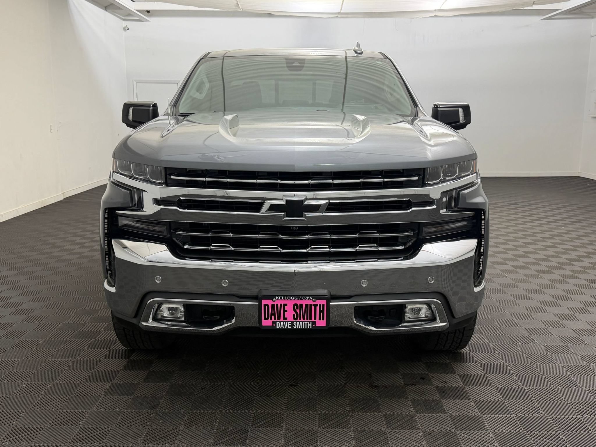 Used 2021 Chevrolet Silverado 1500 LTZ w/ LTZ Premium Package AWD/4WD image 6